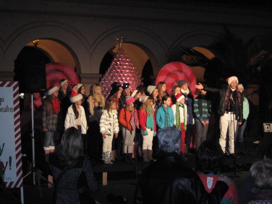 San Diego Junior Theatre kids sing Christmas carols.