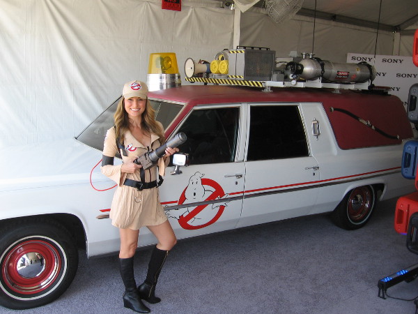 A lovely Ghostbuster was posing by ECTO-4 for a SONY promotion of Ghostbusters. I feel safer already.