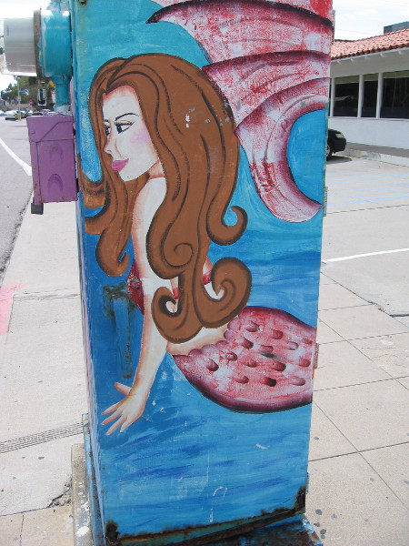 Another mermaid on the same box.